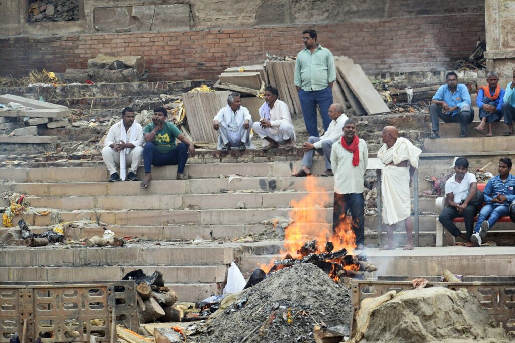 cremation ground, hindu, cremation-4848805.jpg